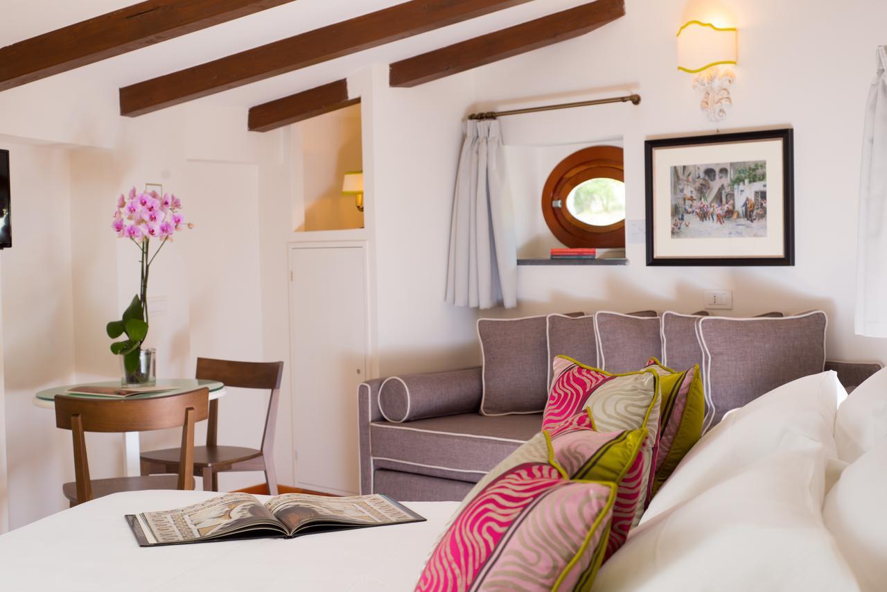 B&B Maiure ไมยอรี ภายนอก รูปภาพ