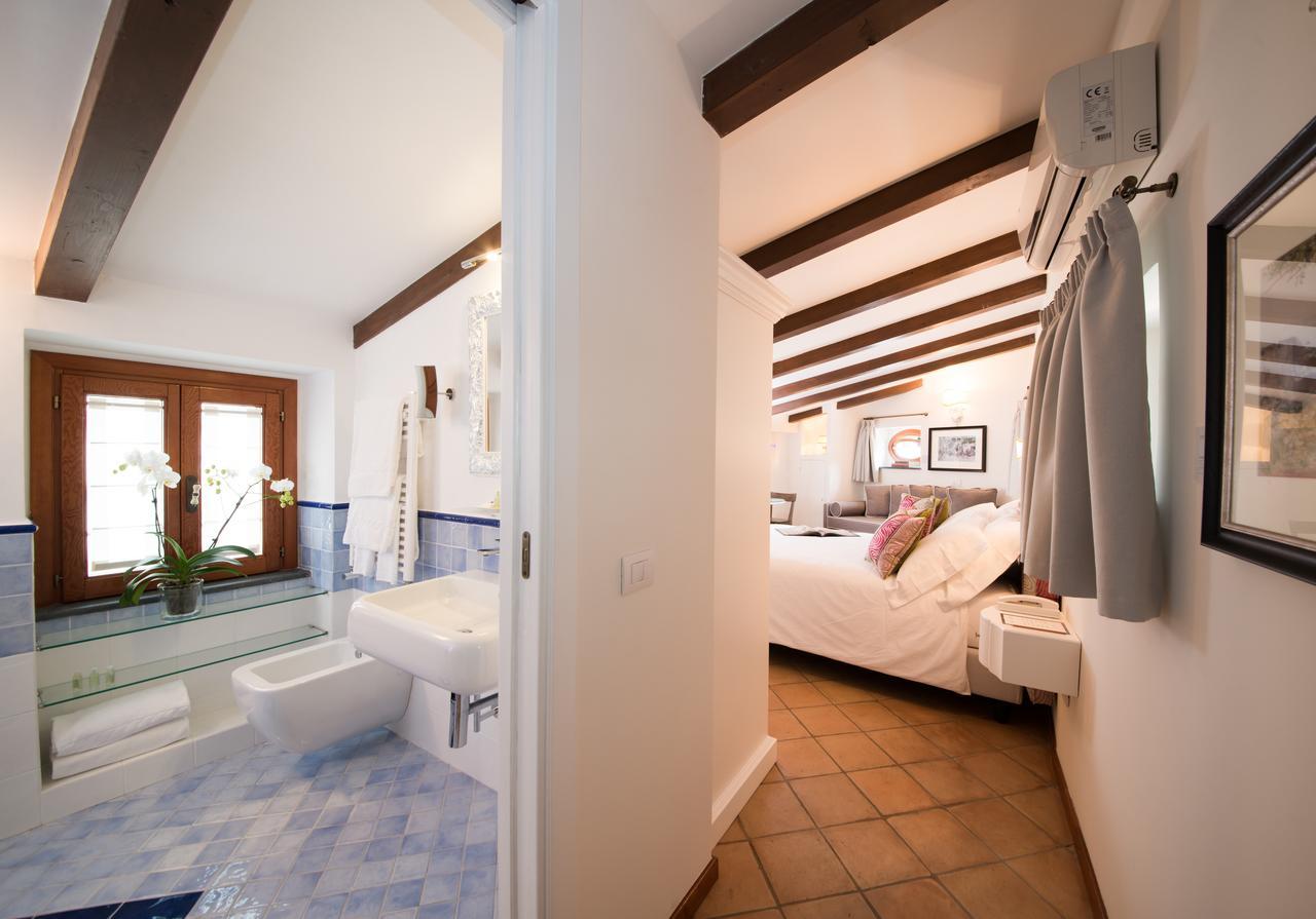 B&B Maiure ไมยอรี ภายนอก รูปภาพ