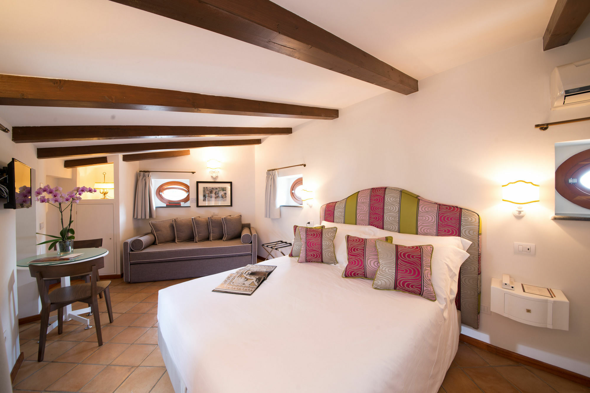 B&B Maiure ไมยอรี ภายนอก รูปภาพ